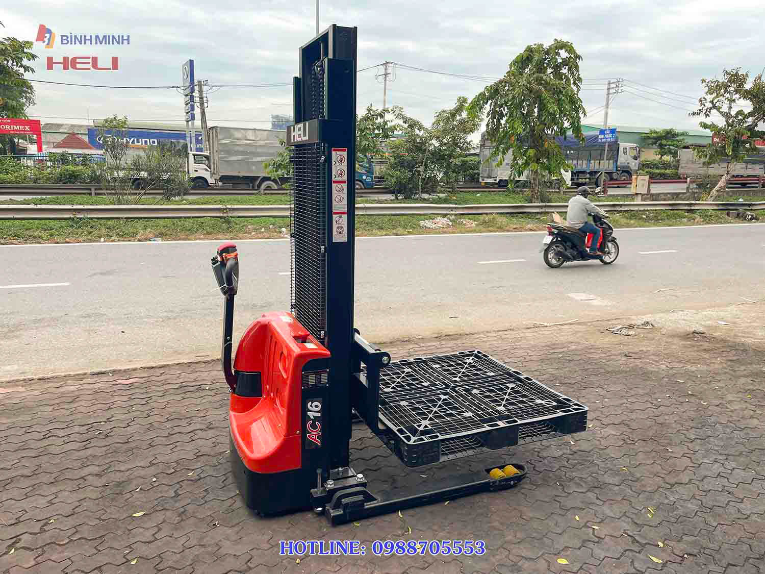 Xe Nâng điện Nhà Kho Tại Bà Rịa Vũng Tàu