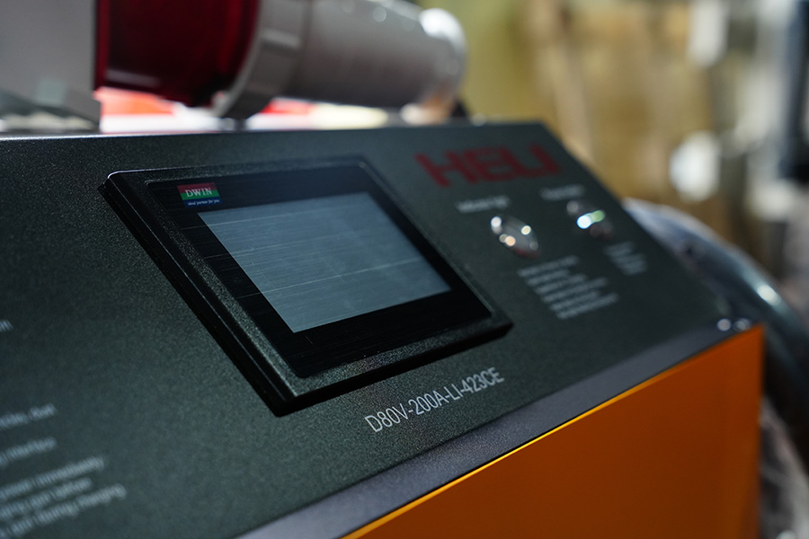 Màn Hình Sạc Xe Nâng D80V-200A-LI-423CE