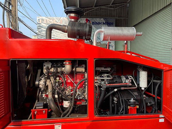 Động Cơ Cummins Qfs3.8