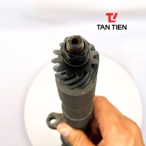 Bơm Nhớt C490