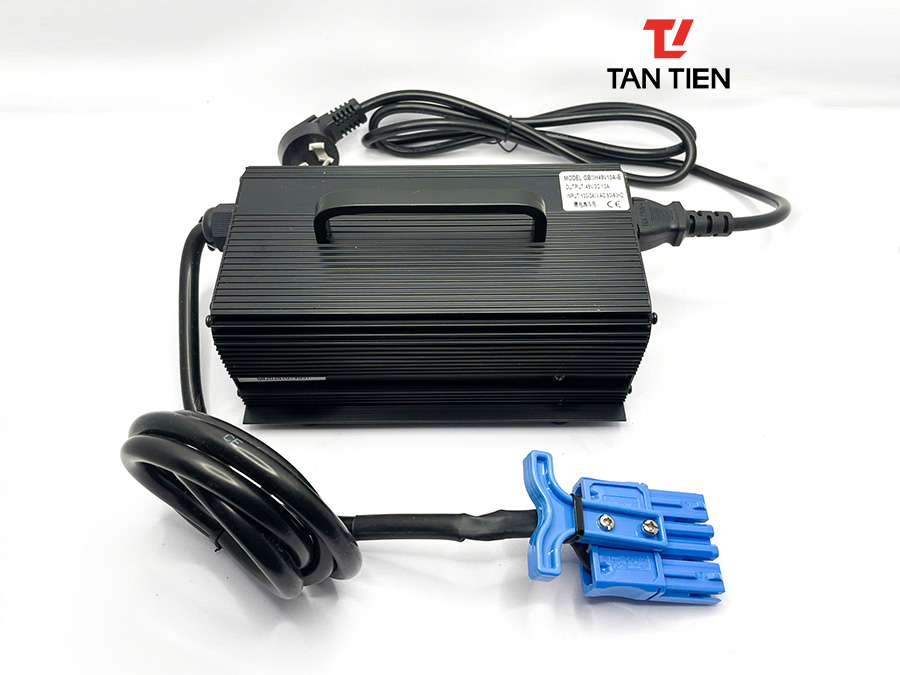 Sạc xe nâng tay điện 48V10A - Giắc SZS 75X 4 Sạc Xe Nâng ắc Quy Lithium