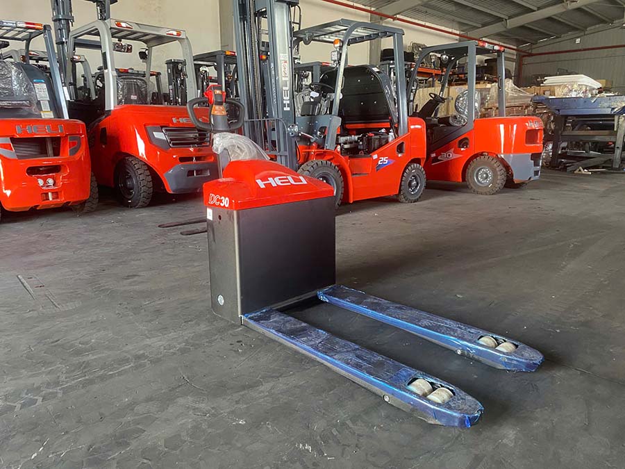 Xe Nâng Tay điện Heli CBD30-170HA Xe Nâng Tay điện Heli CBD30-170HA